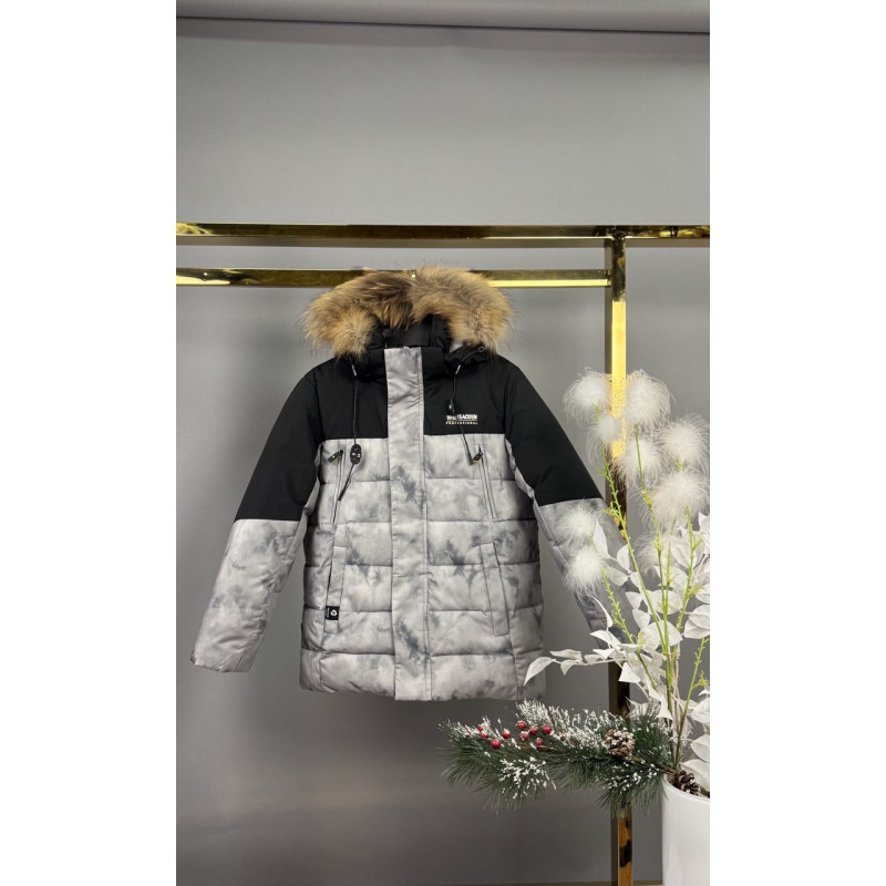 Куртка WKAS для мальчика 8-12 лет зимняя теплая с капюшоном и натуральным мехом,Серый, 128